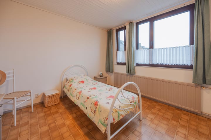 Foto 24 van Burg van Leentstraat 104