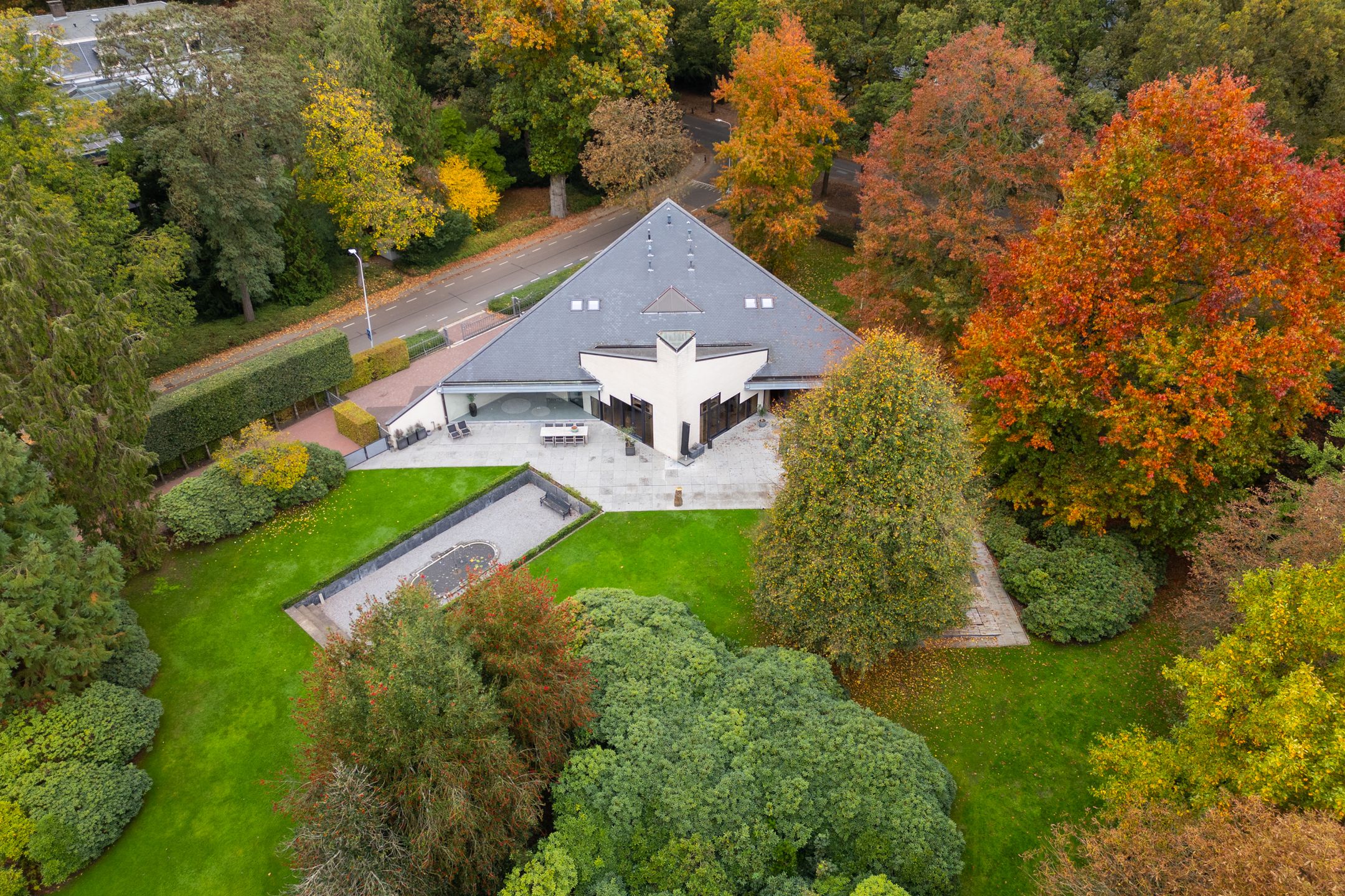 Buying a house in The Netherlands., Engelenburgerlaan 27