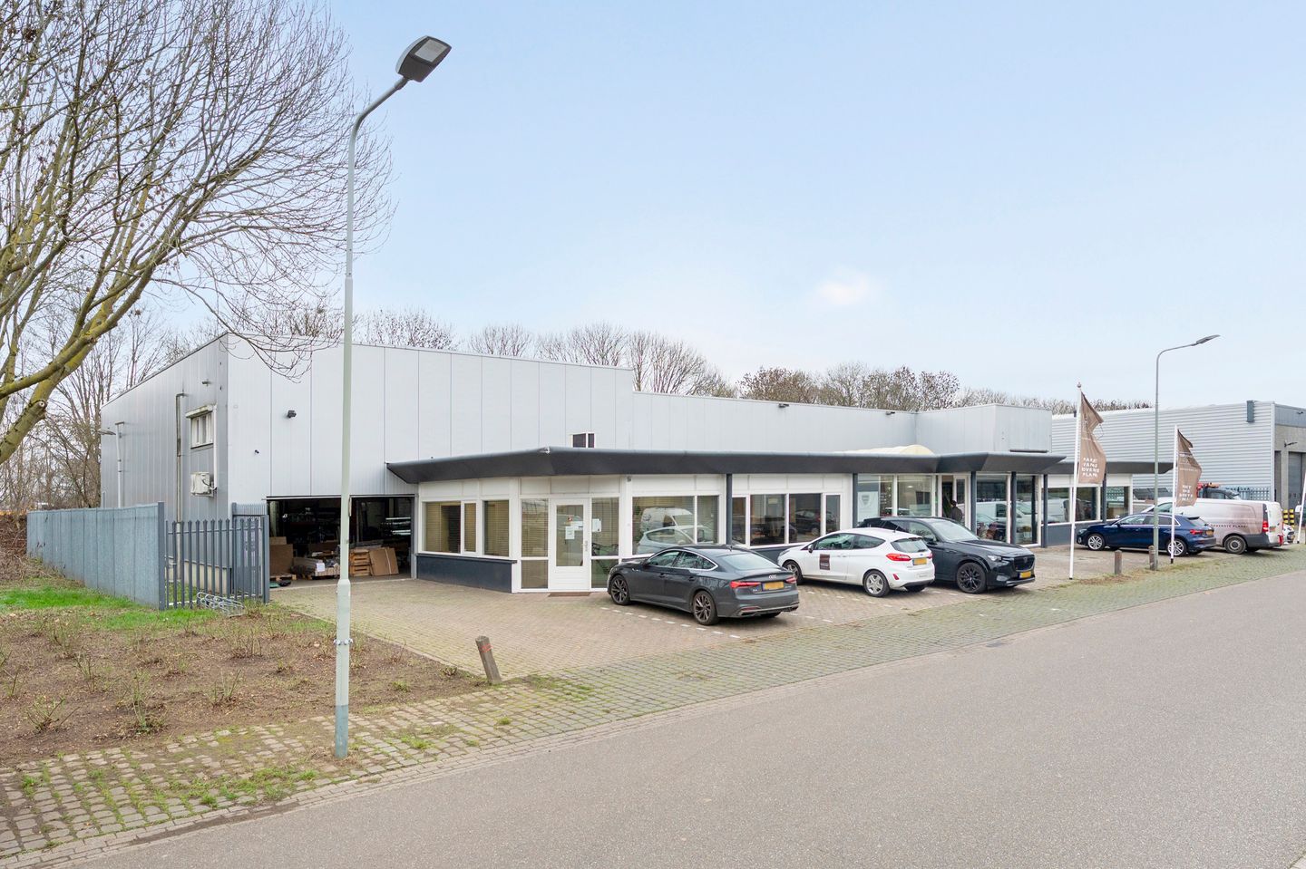 View photo 3 of Weerterveld 13