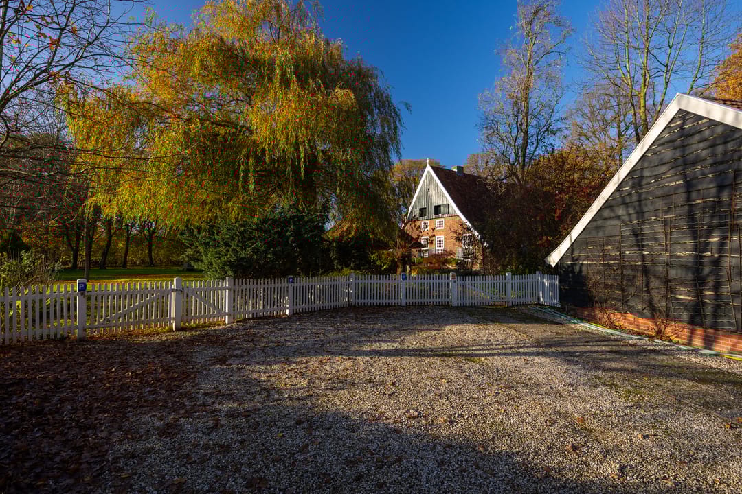 Foto 101 van Burloseweg 44