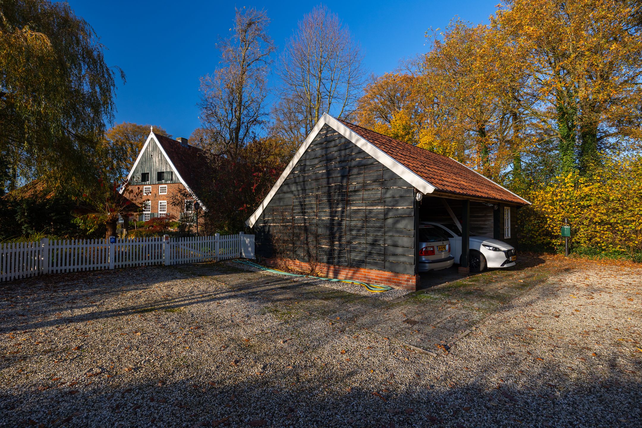 Foto 102 van Burloseweg 44