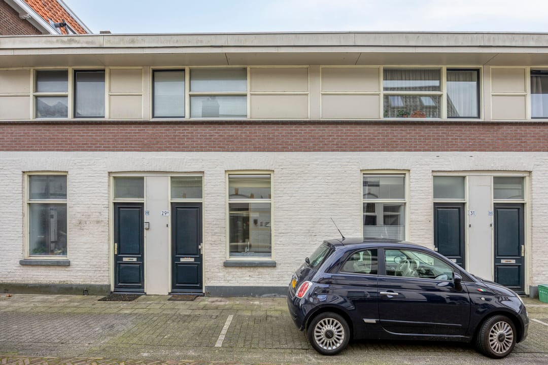 Photo 1 of Molendwarsstraat 29-A