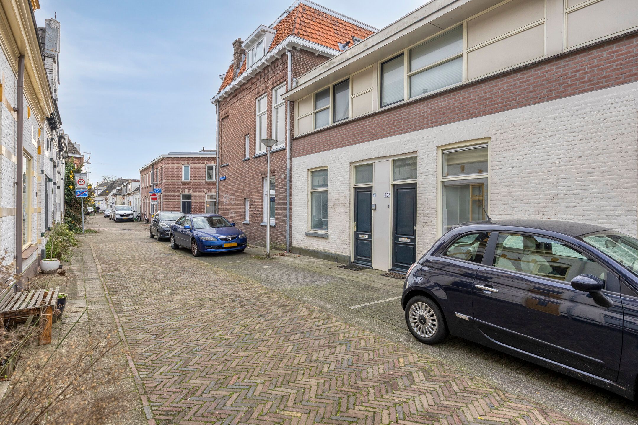 Photo 3 of Molendwarsstraat 29-A