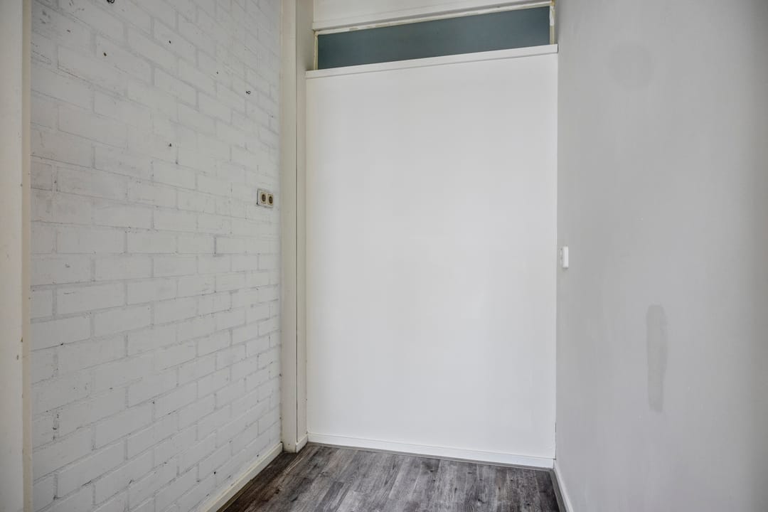 Photo 23 of Molendwarsstraat 29-A