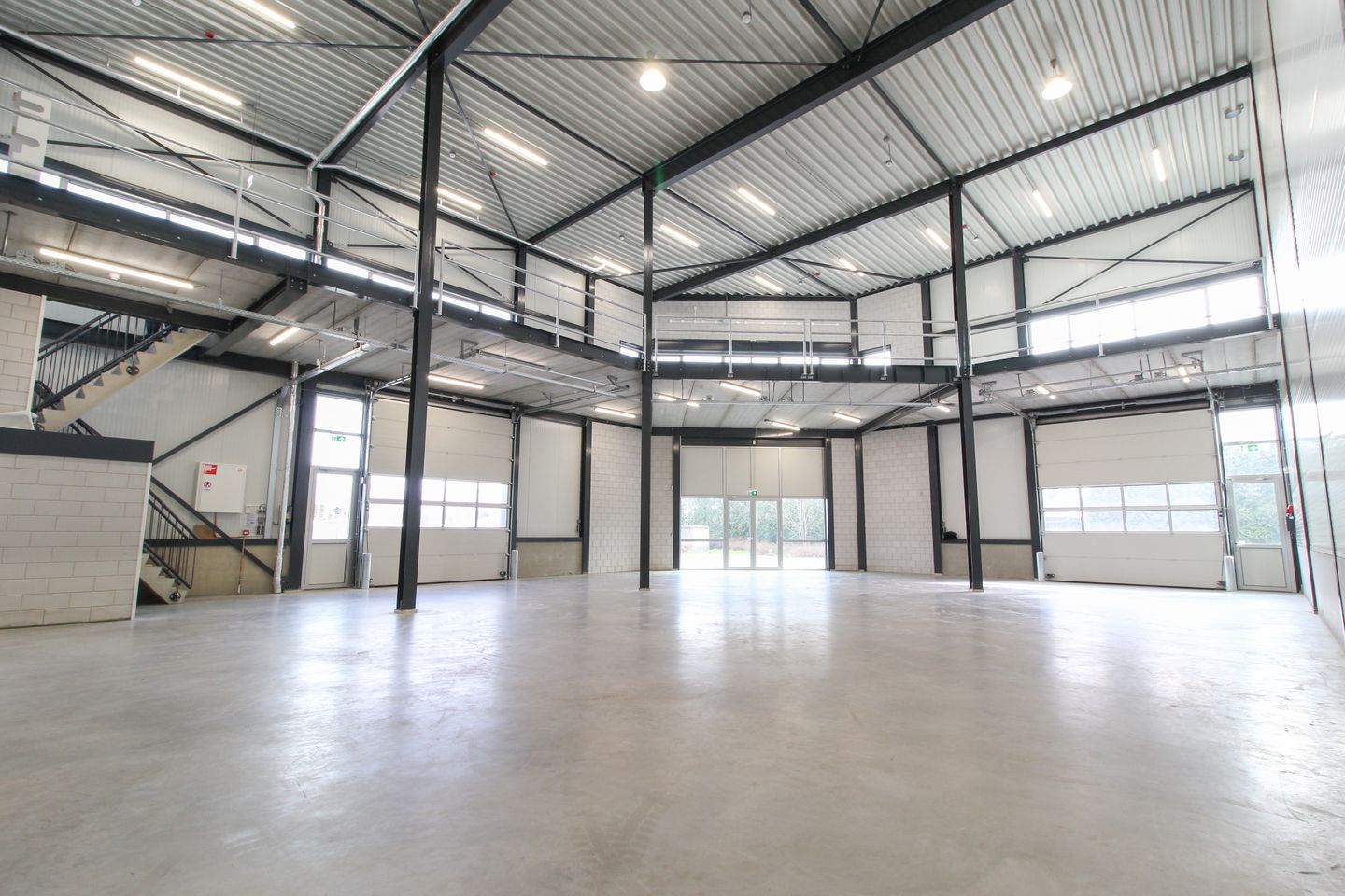 Bekijk foto 2 van Hoge Eng-Oost 19