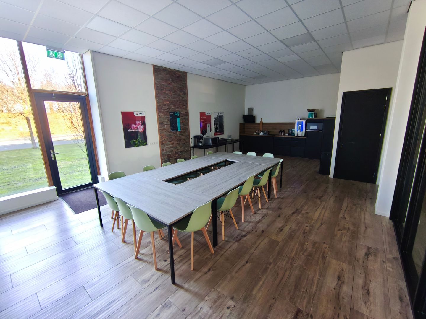 View photo 4 of Waterwinweg 8