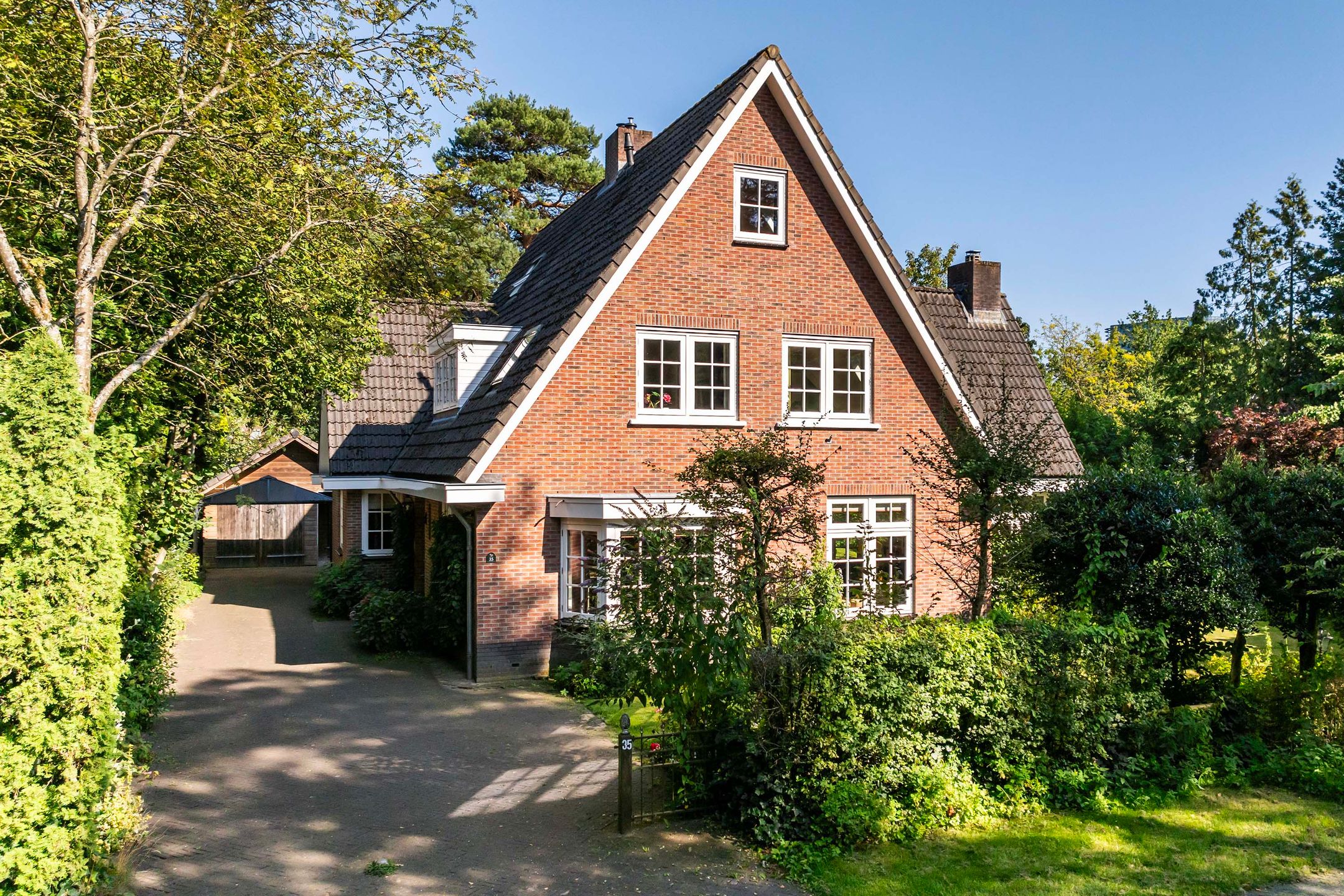 Buying a house in The Netherlands., Vliegerlaan 35