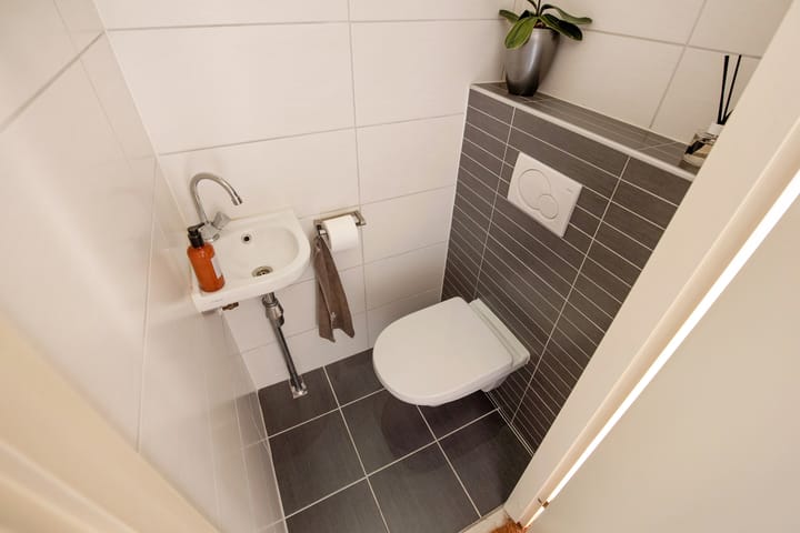 Photo 12 of Hannie Schaftsingel 32