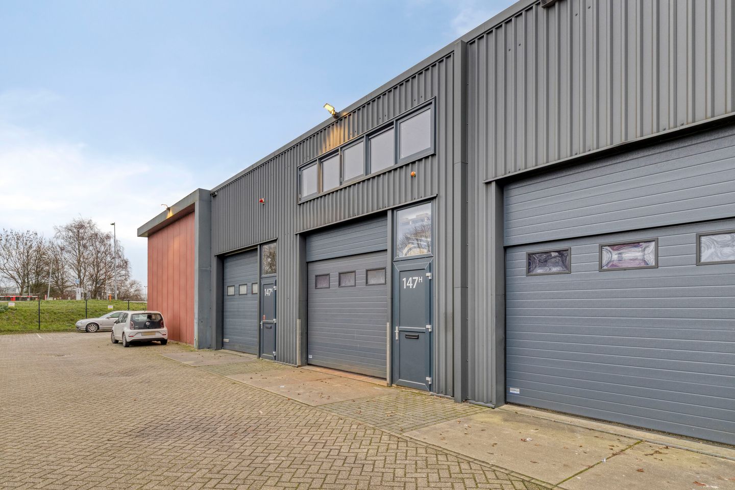 Bekijk foto 1 van Oostzanerdijk 147-H