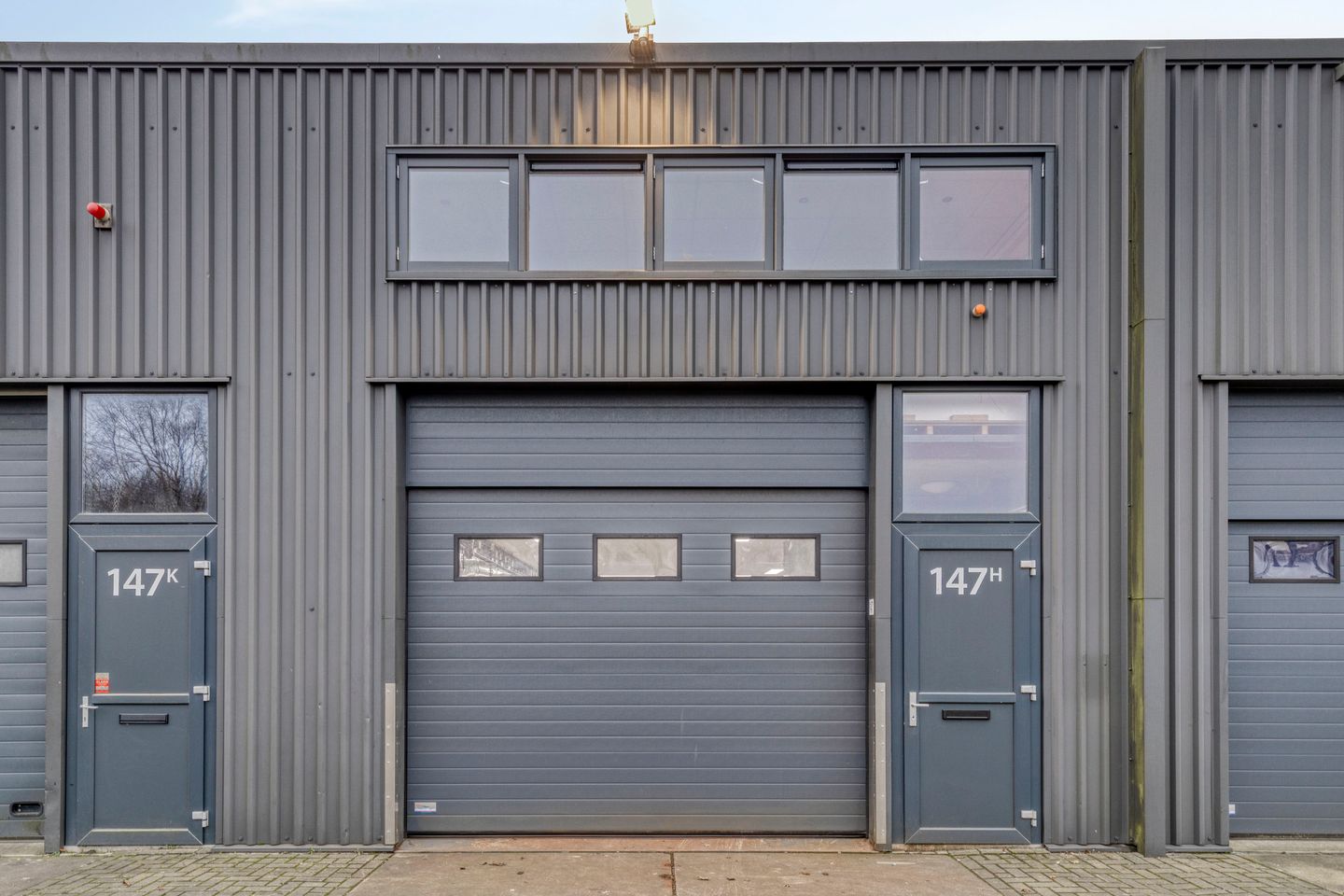 Bekijk foto 2 van Oostzanerdijk 147-H