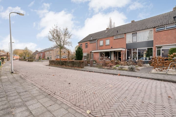 Photo 2 of Roggestraat 35