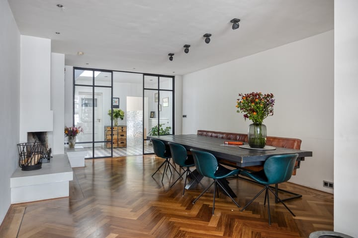 Photo 2 of Vughtstraat 6