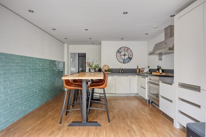 Photo 21 of Vughtstraat 6