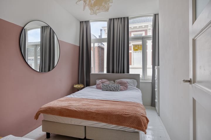 Photo 42 of Vughtstraat 6