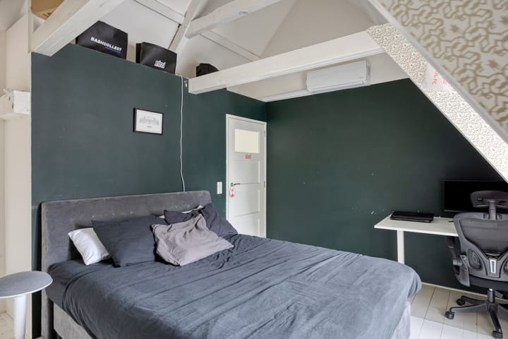 Photo 48 of Vughtstraat 6