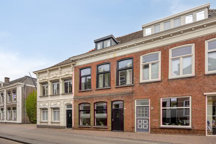 Photo 62 of Vughtstraat 6