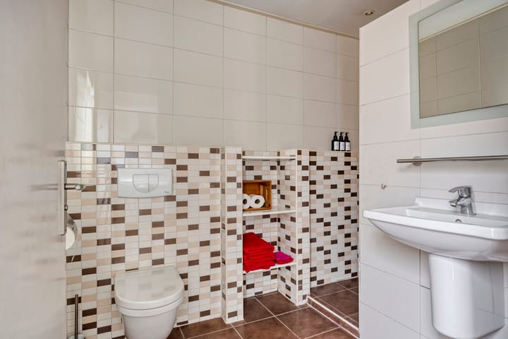 Photo 13 of Boomgaardstraat 3-B