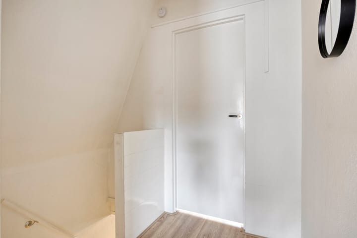 Photo 16 of Boomgaardstraat 3-B