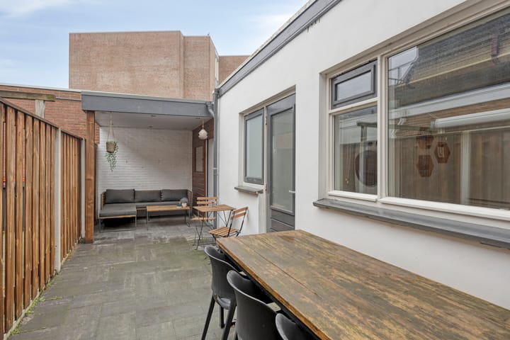 Photo 23 of Boomgaardstraat 3-B