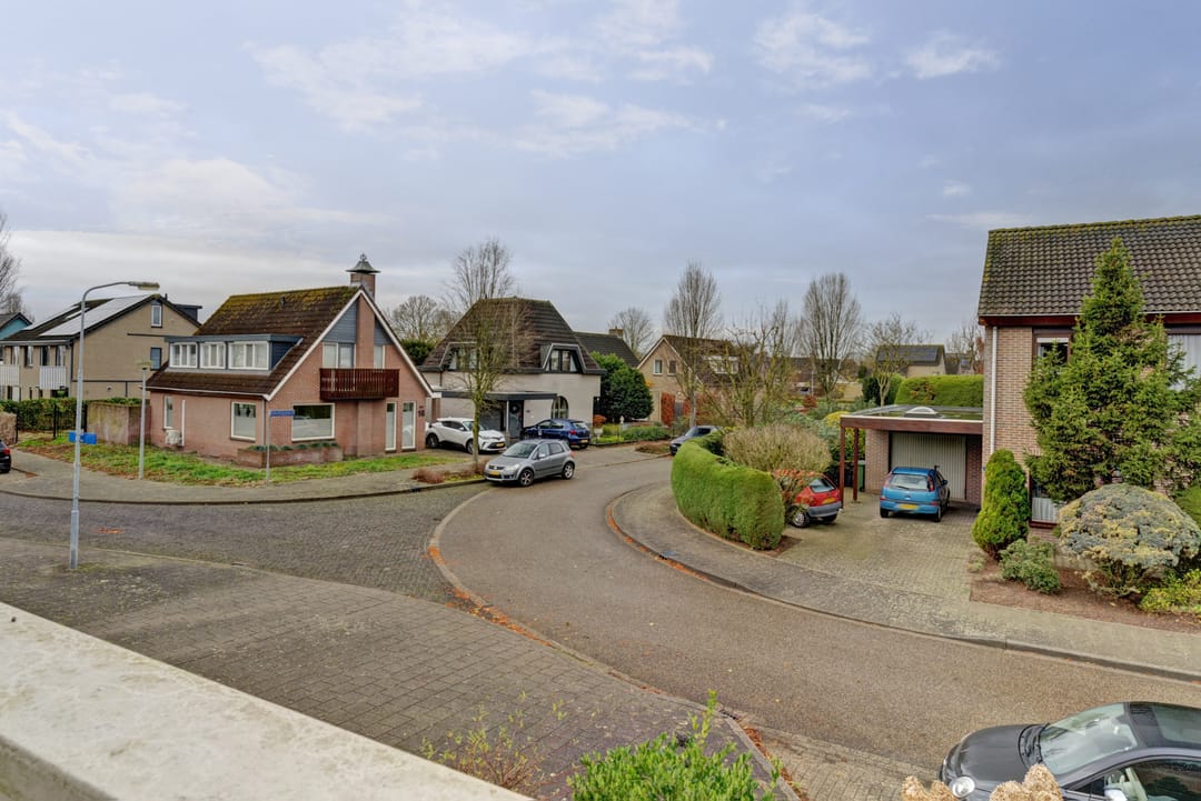 Foto 37 van Suze Groeneweglaan 25