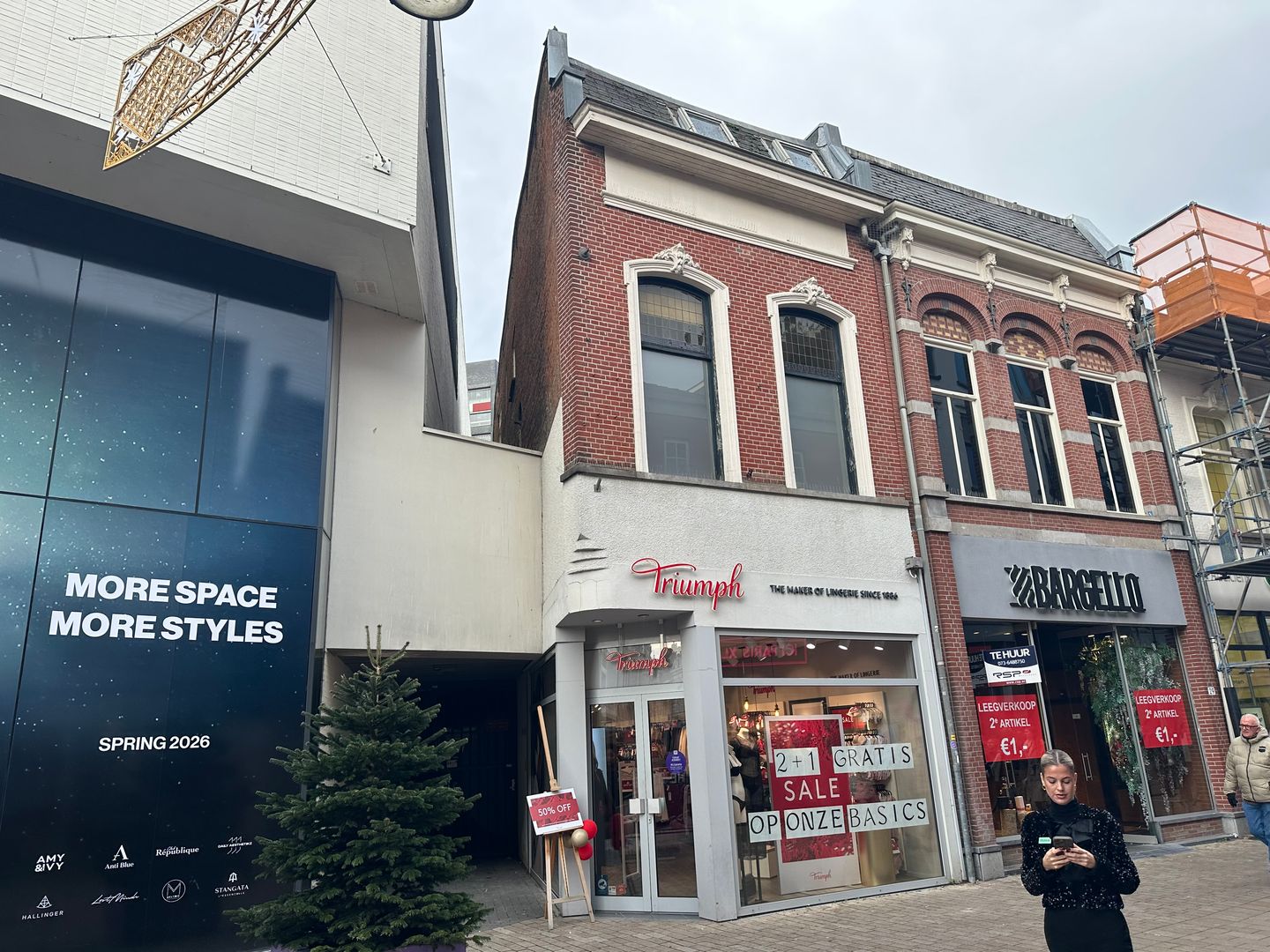 Bekijk foto 2 van Heuvelstraat 31