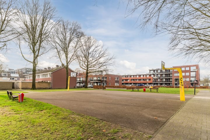 Foto 48 van van Vessemstraat 5