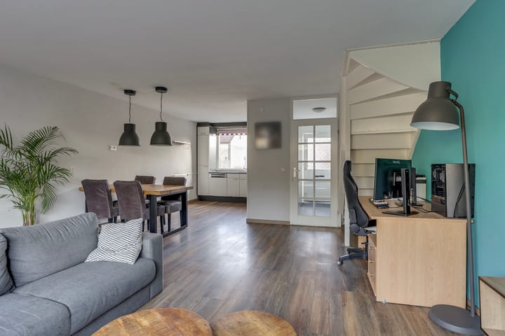 Foto 13 van Akelei 87