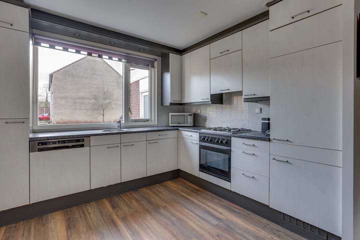 Foto 16 van Akelei 87