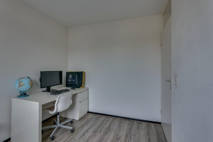 Foto 32 van Akelei 87