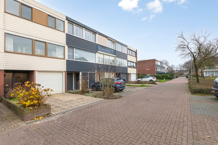 Foto 10 van Straussstraat 24