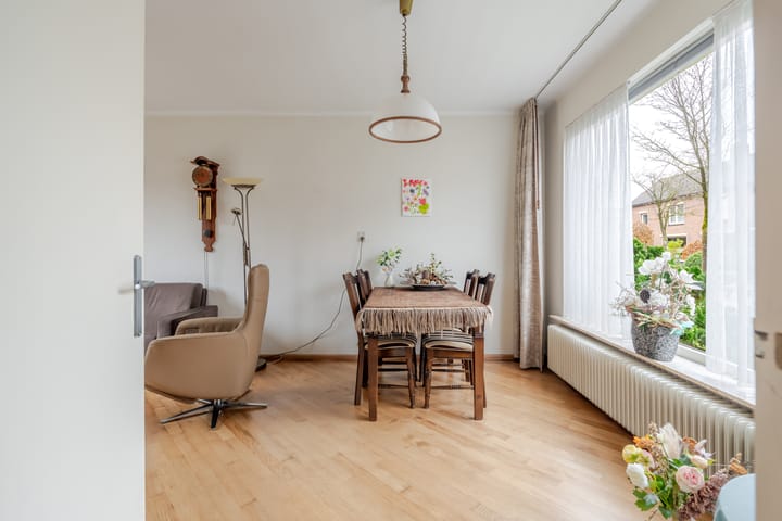 Foto 5 van Deken Fickstraat 10