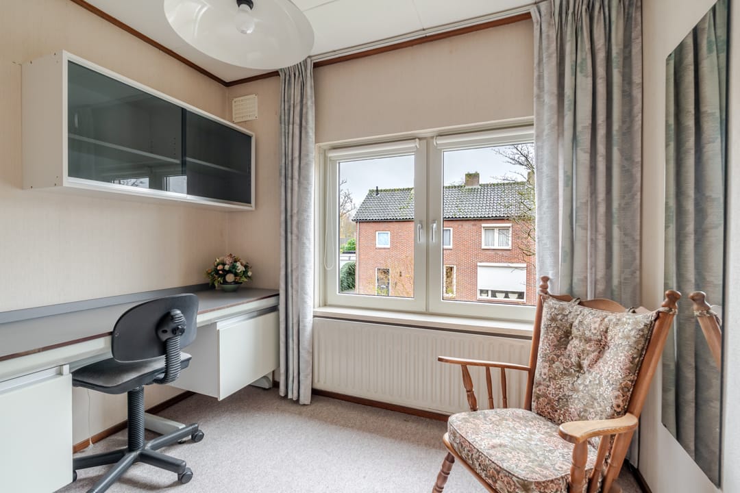 Foto 16 van Deken Fickstraat 10