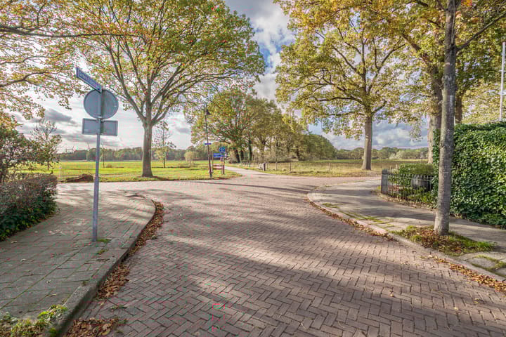 Foto 23 van Deken Fickstraat 10