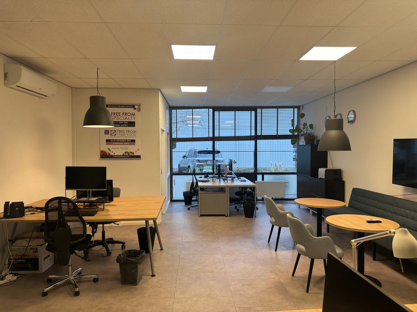 View photo 4 of Minervum 7444-B