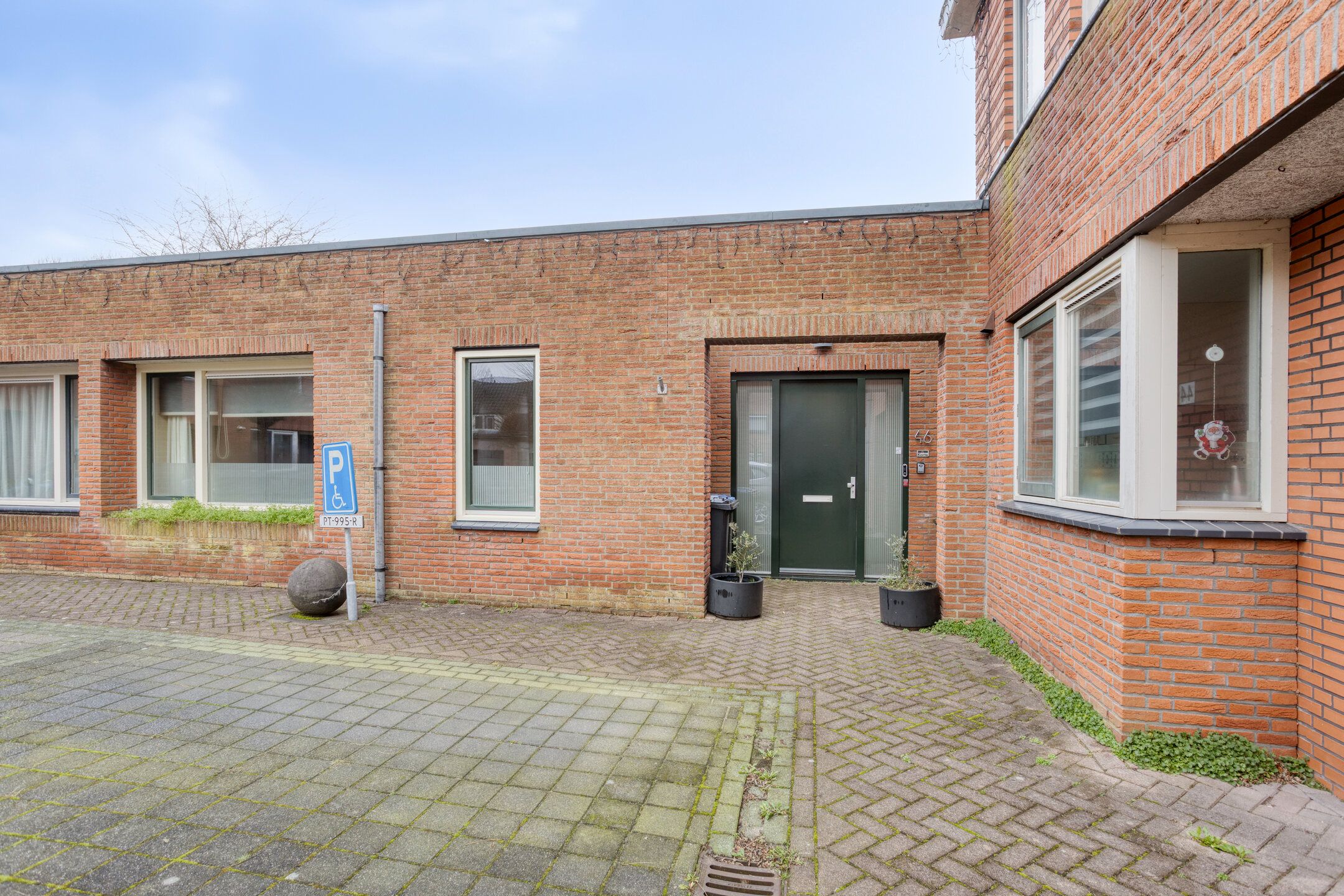 Spoorstraat, 46, Roelofarendsveen, 2371XD, Zuid-Holland, Nederland 46 
