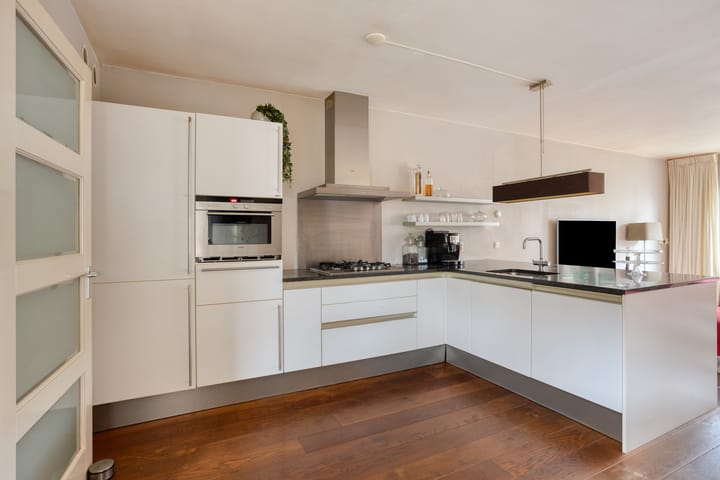 Foto 4 van Spoorstraat 46