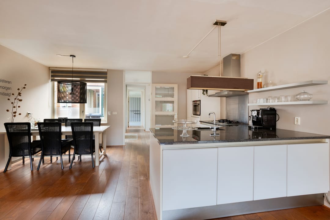 Foto 7 van Spoorstraat 46