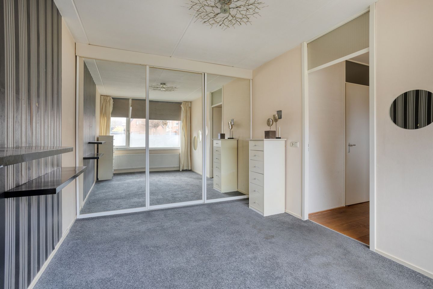 Foto 10 van Spoorstraat 46