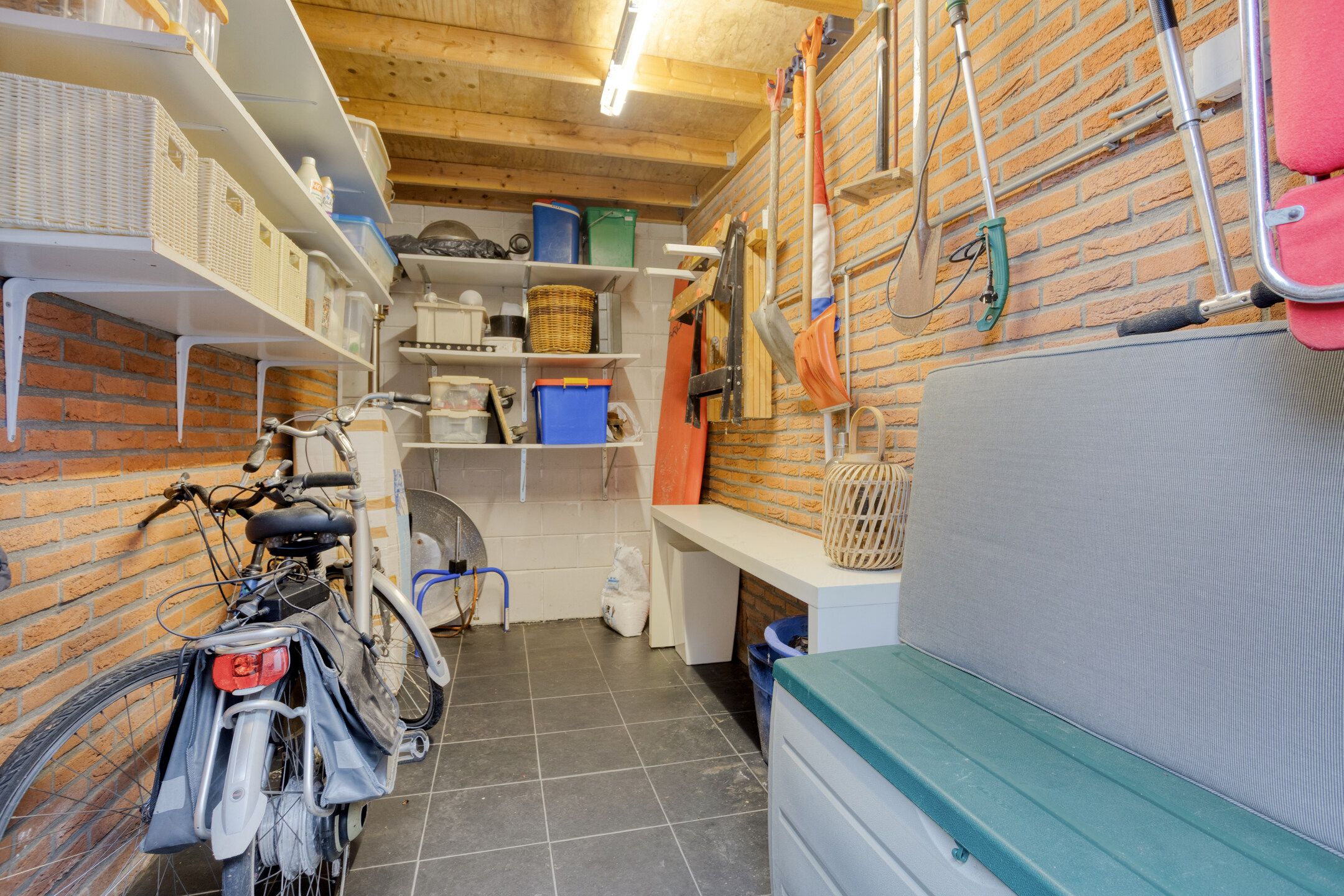 Foto 15 van Spoorstraat 46