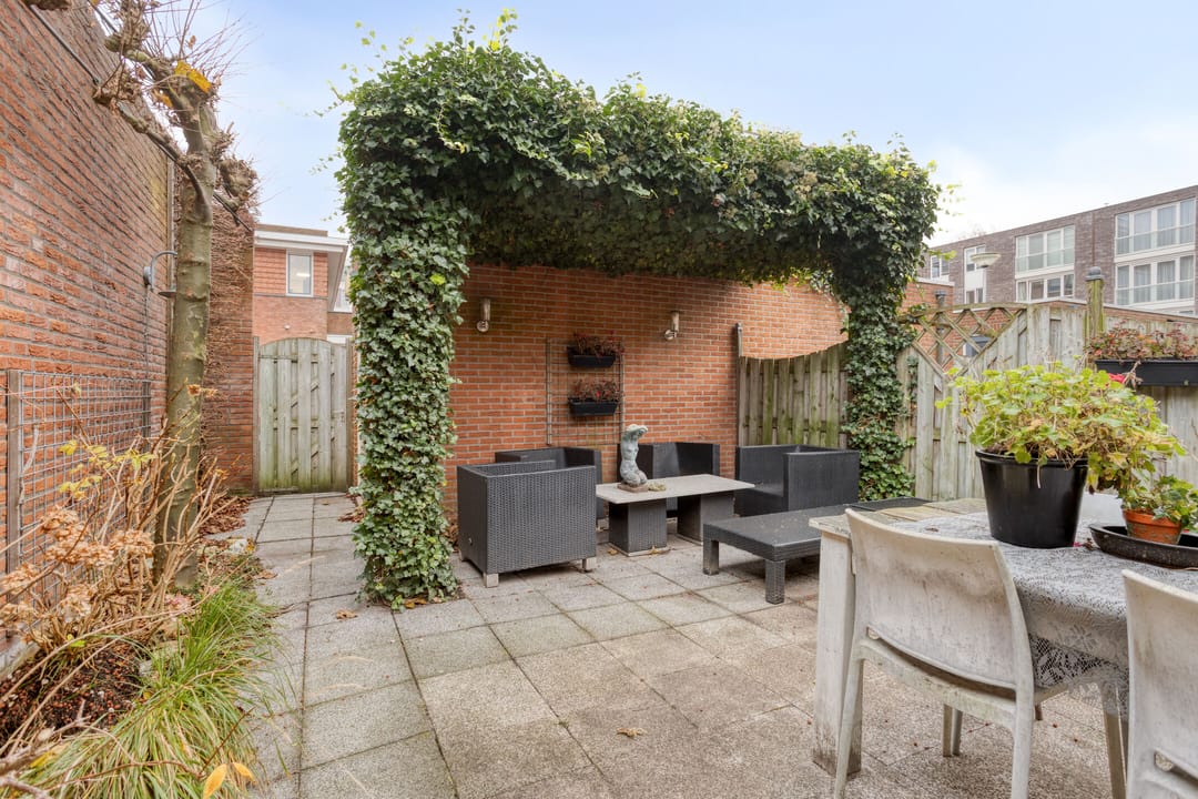 Foto 17 van Spoorstraat 46