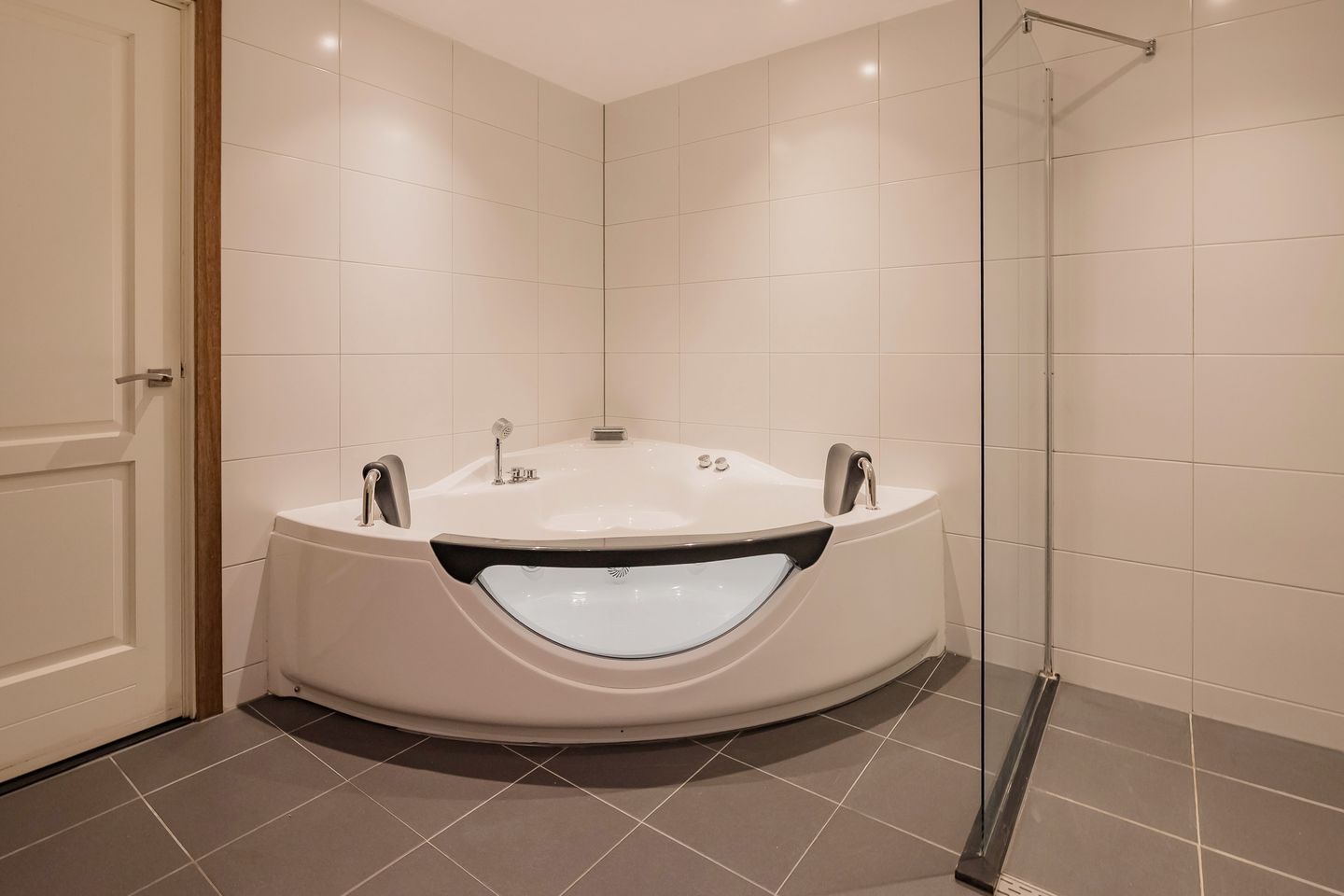 Foto 20 van Leidsemeerstraat 25