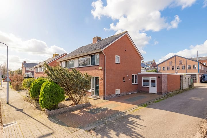 Photo 40 of Leidsemeerstraat 25