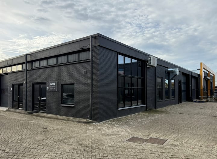 Parallelweg-Oost 84, Vlijmen