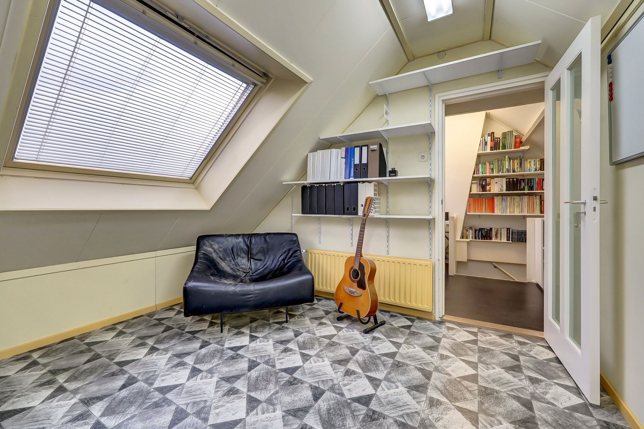 Foto 48 van Henri Dunantstraat 5