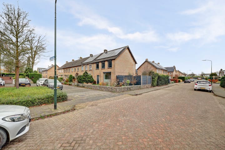 Foto 67 van Henri Dunantstraat 5