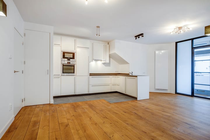 Photo 12 of Feurthstraat 13