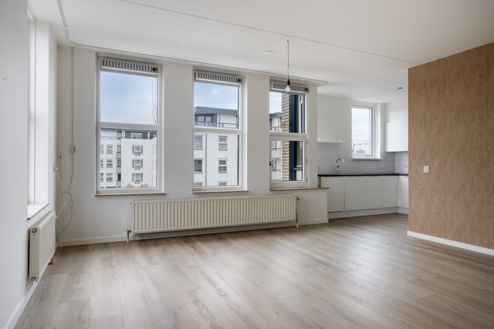 Photo 16 of Hoogstraat 23