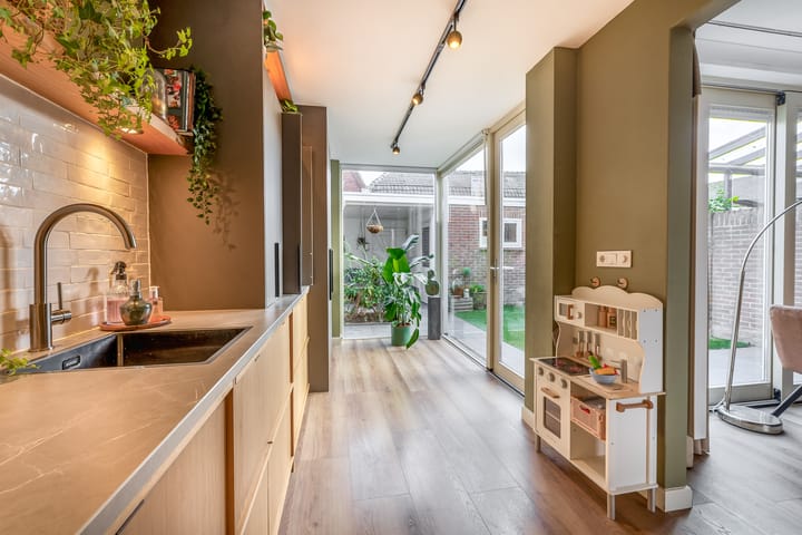 Photo 3 of Van Rijckevorsel van Kessellaan 30