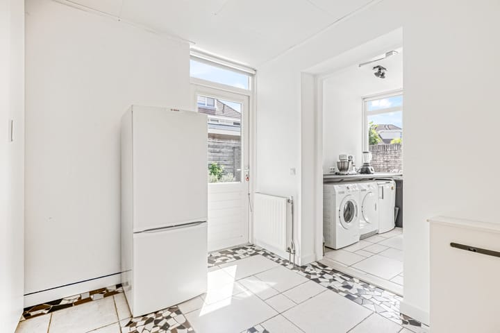 Photo 14 of Larekamp 5