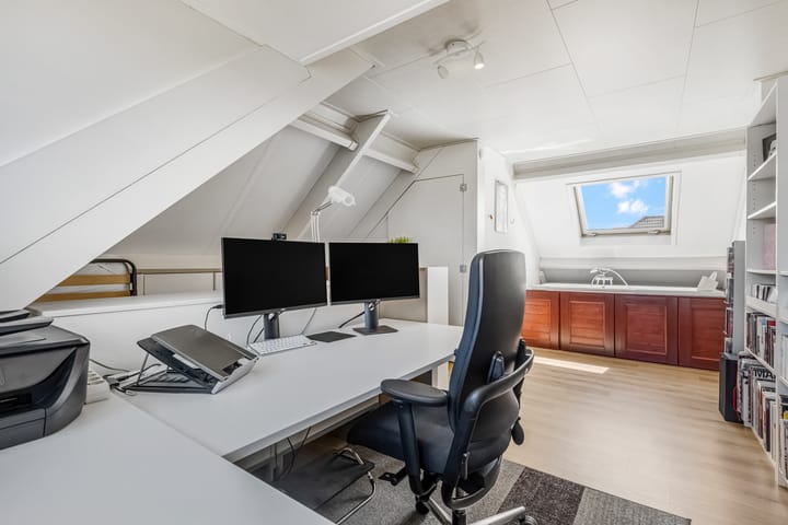 Photo 27 of Larekamp 5